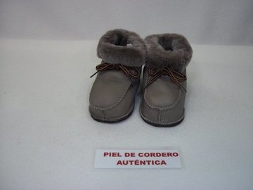 Modelo 1 - Gris con suela