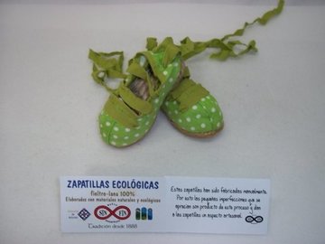 Modelo 20 - Verde con lunares Modelo 20 - Verde con lunares