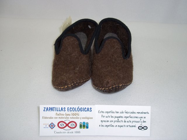 Escarpín de paño y piel 